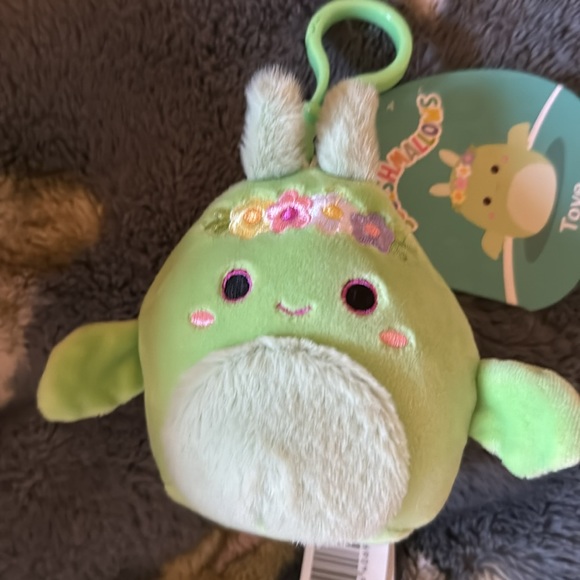 Tove the mothman squishmallow clip NWT - Picture 3 of 3
